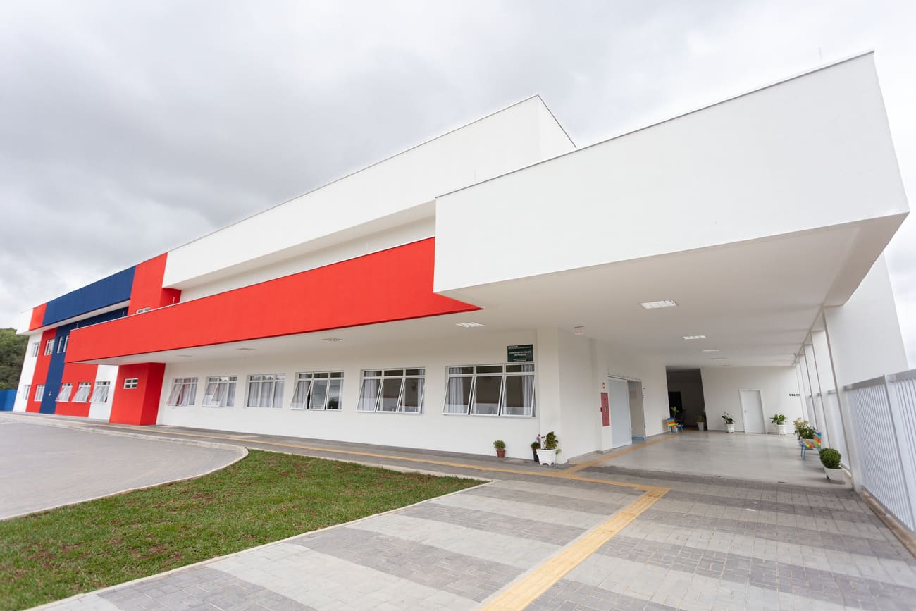 colegio opcao construtora baggio 1