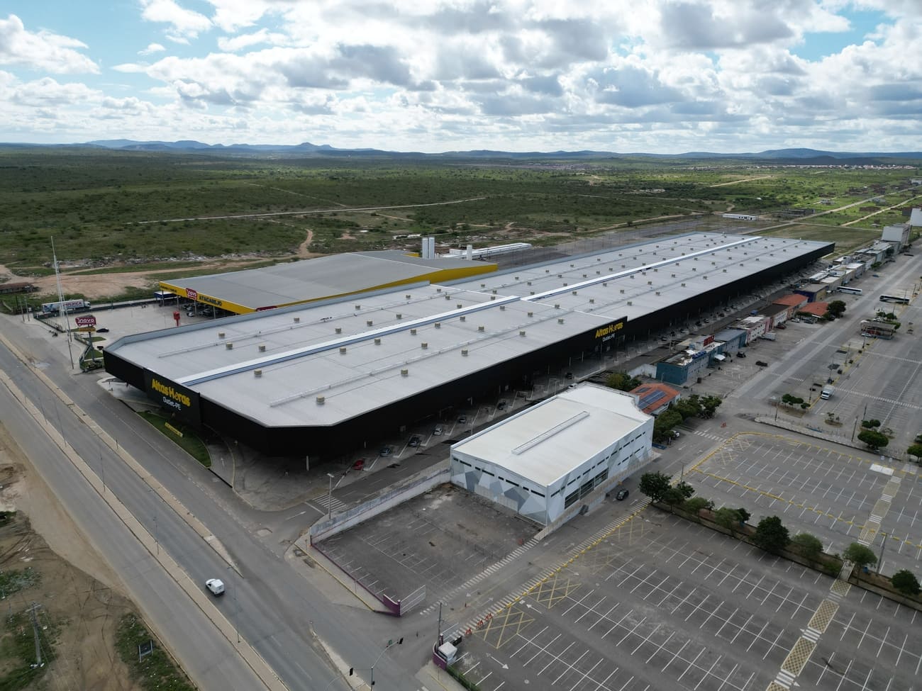 shopping altas horas outlet construtora baggio 2